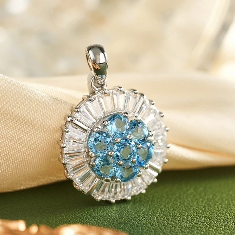 Glojewels Unique Floral Motif Blue Natural Topaz Round Cut Silver Pendant Necklace