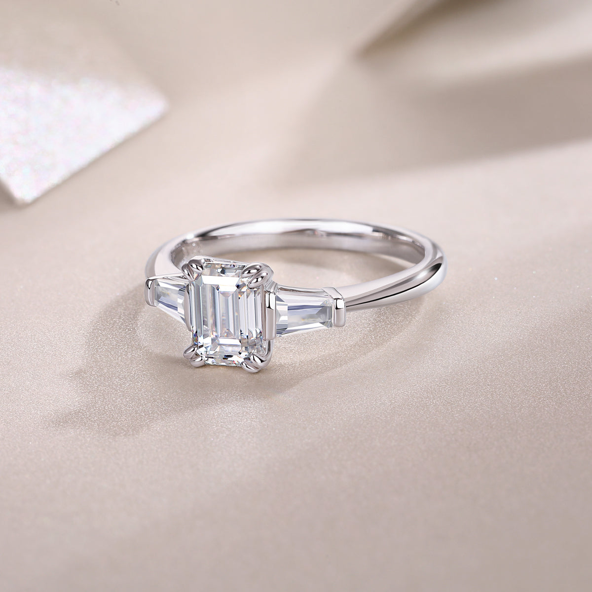 Glojewels Three Stone Simple White Sapphire 1ct Moissanite Emerald Cut Silver Ring