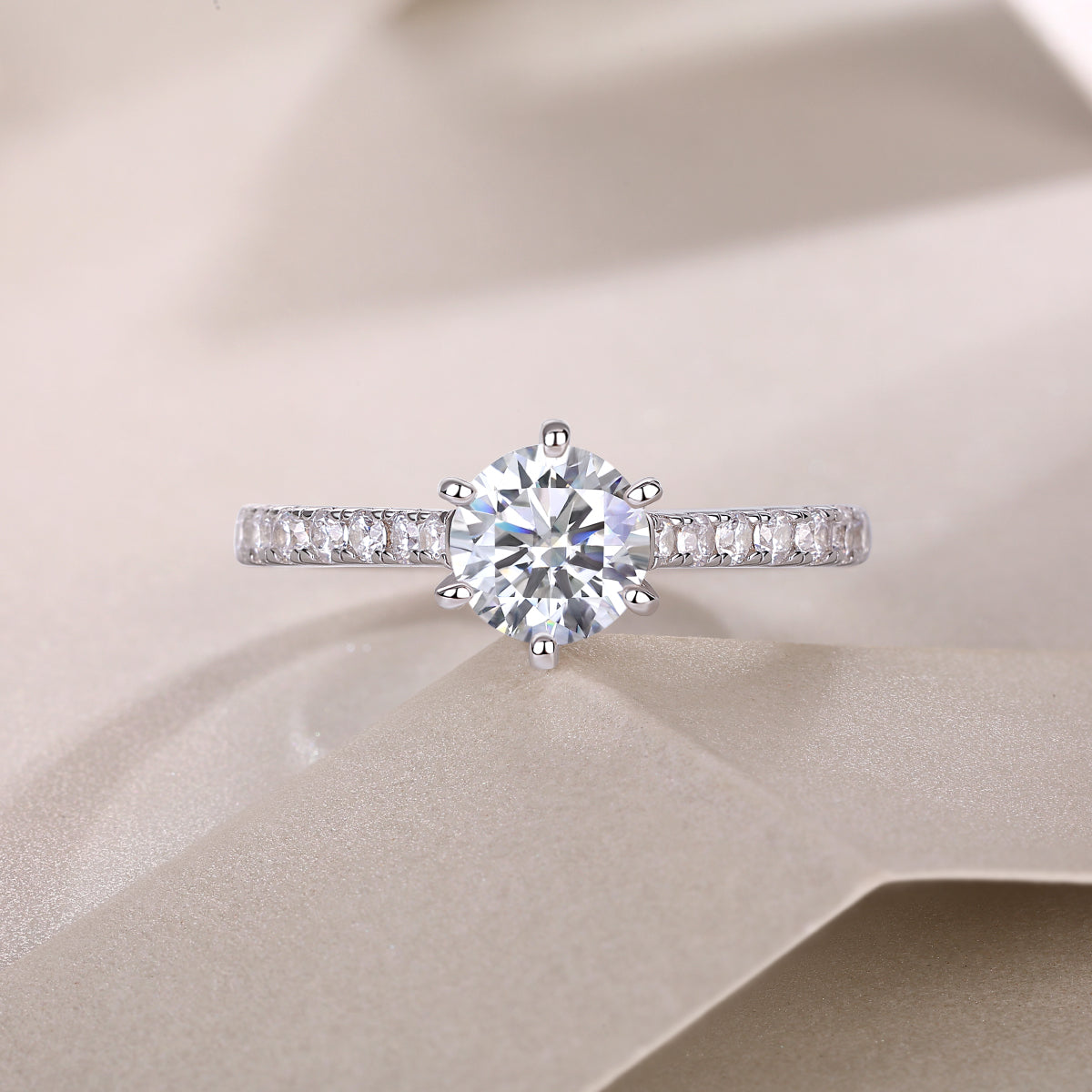 Glojewels Petite White Sapphire 1ct Moissanite Round Cut Silver Ring