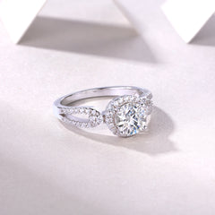 Glojewels Knot Design White Sapphire 1ct Moissanite Round Cut Silver Ring