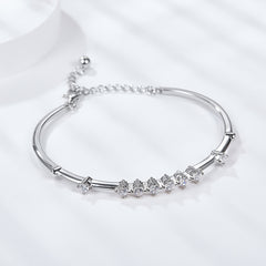 Glojewels Valentine's Day Simple 4-claw White Moissanite Round Cut Silver Bracelet