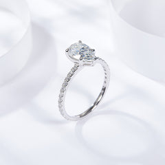 Glojewels Classical Half Eternity 1.5ct White Moissanite Pear Cut Silver Ring