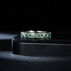 Glojewels Single Row 0.25ct Blue-green Moissanite Round Cut Silver Band Ring