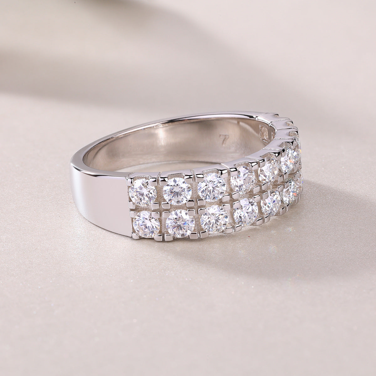 Glojewels Half-eternity 2-rows White Sapphire Moissanite Round Cut Silver Band Ring