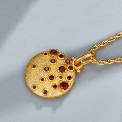 Glojewels Gold Texture Design Natural Garnet Round Cut Silver Twist Chain Pendant Necklace