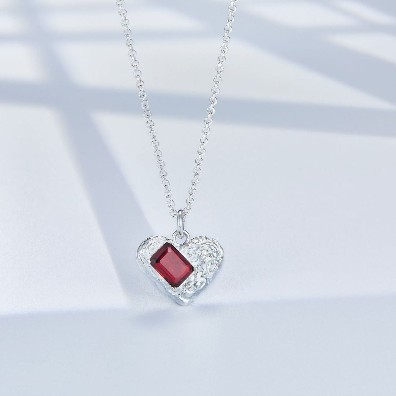Glojewels Heart Tinfoil Texture Natural Garnet Emerald Cut Silver Pendant Necklace