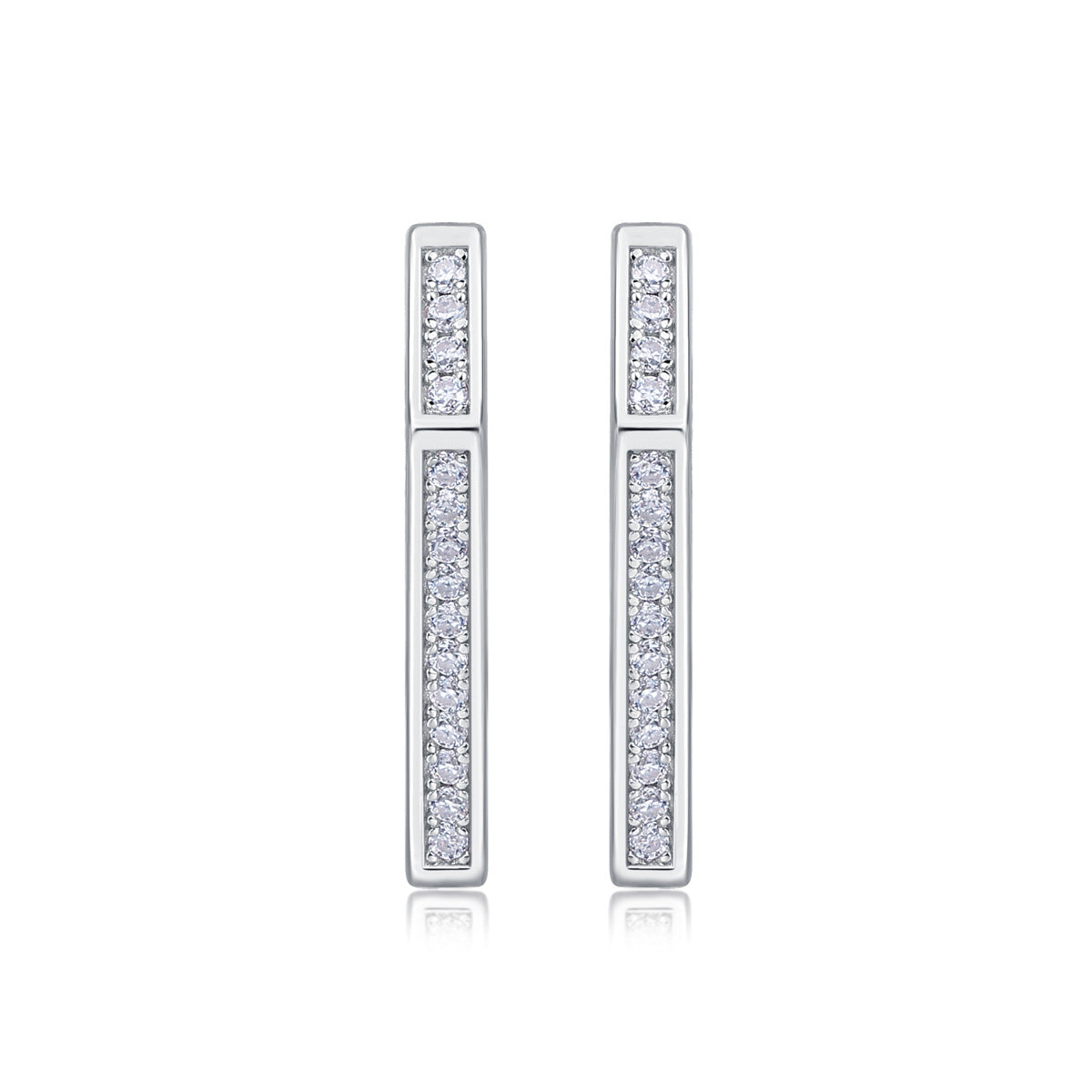 Glojewels Heart White Round Cut Moissanite Clip Earring