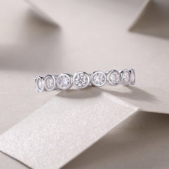 Glojewels Simple Eternity White Sapphire Moissanite Round Cut Silver Band Ring
