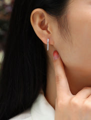 Glojewels Heart White Round Cut Moissanite Clip Earring