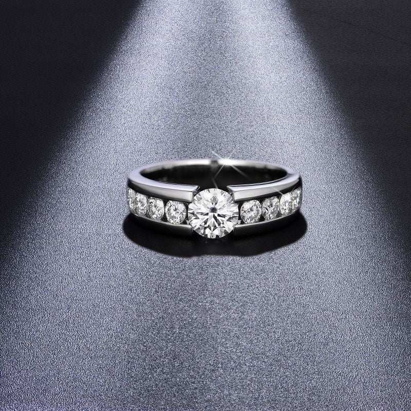 Glojewels Hlaf Eternity 1ct White Moissanite Round Cut Silver Men's Ring