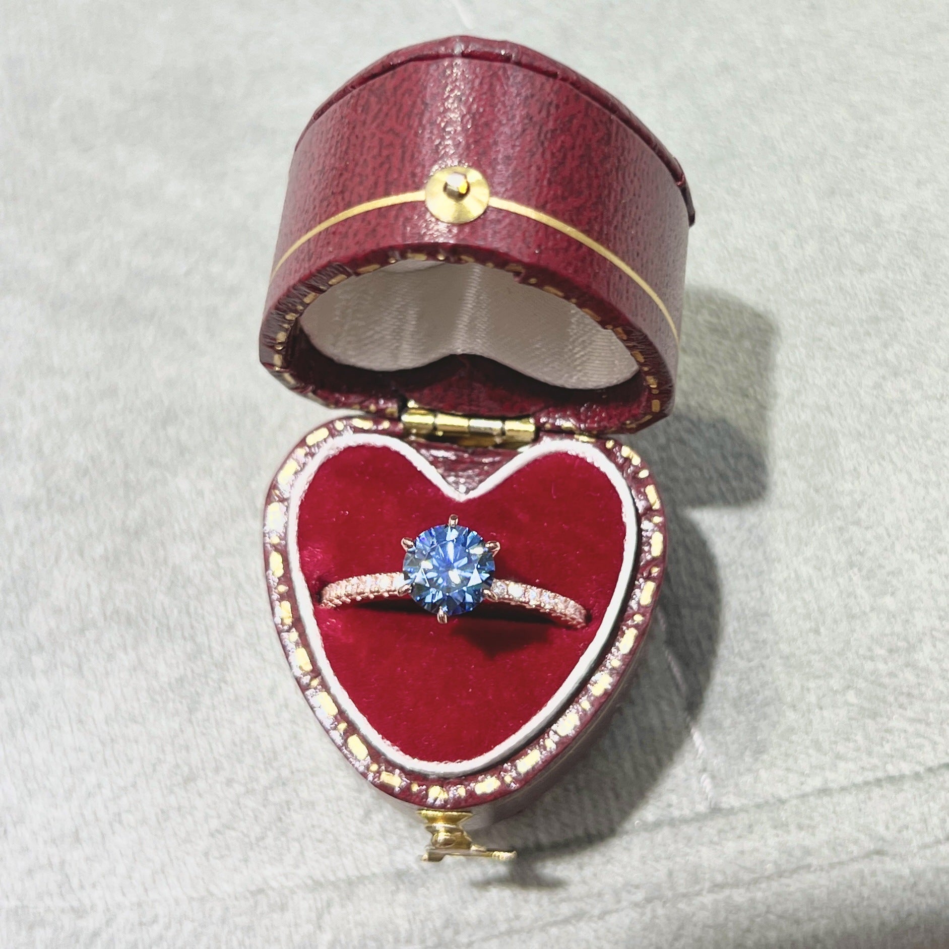 Glojewels Rose Gold Half Eternity 1ct Blue Moissanite Round Cut Silver Ring