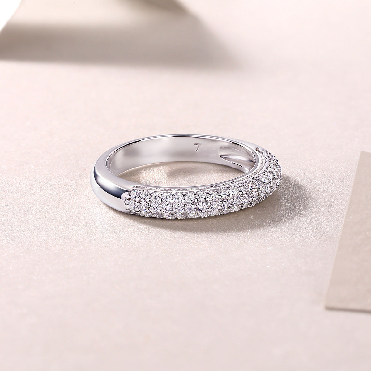 Glojewels Traditional Pave Setting White Sapphire Moissanite Round Cut Silver Band Ring