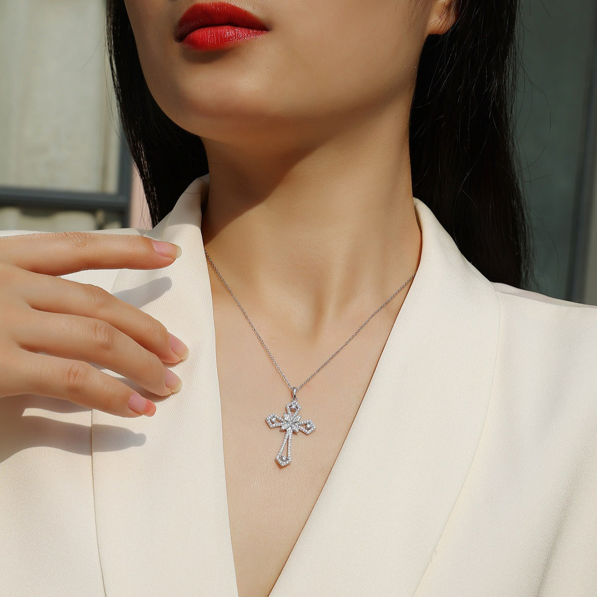 Glojewels Vintage White Round Cut Moissanite Cross Pendant Necklace