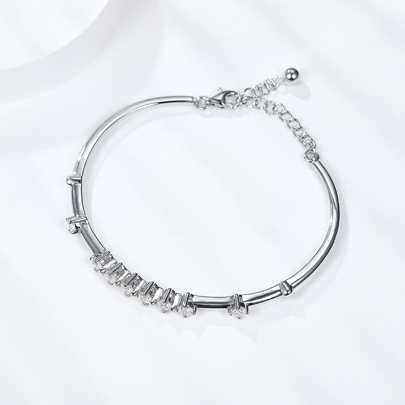 Glojewels Valentine's Day Simple 4-claw White Moissanite Round Cut Silver Bracelet