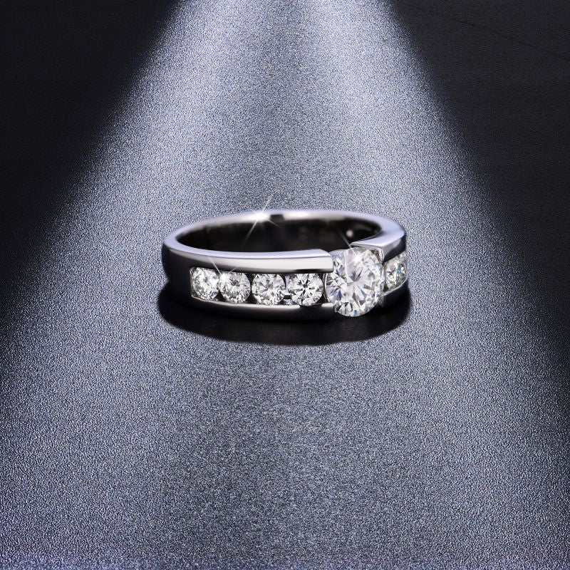 Glojewels Hlaf Eternity 1ct White Moissanite Round Cut Silver Men's Ring
