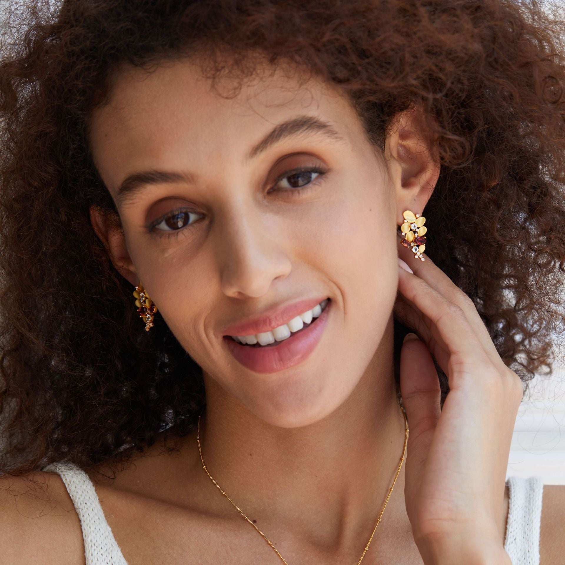 Glojewels Gold Flower Cluster Design Natural Garnet Oval Cut Silver Stud Earring