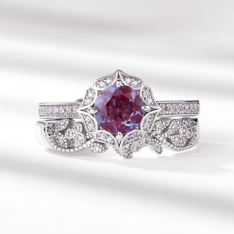 Glojewels 2pc Vintage Leaf Alexandrite Round Cut Silver Ring Set