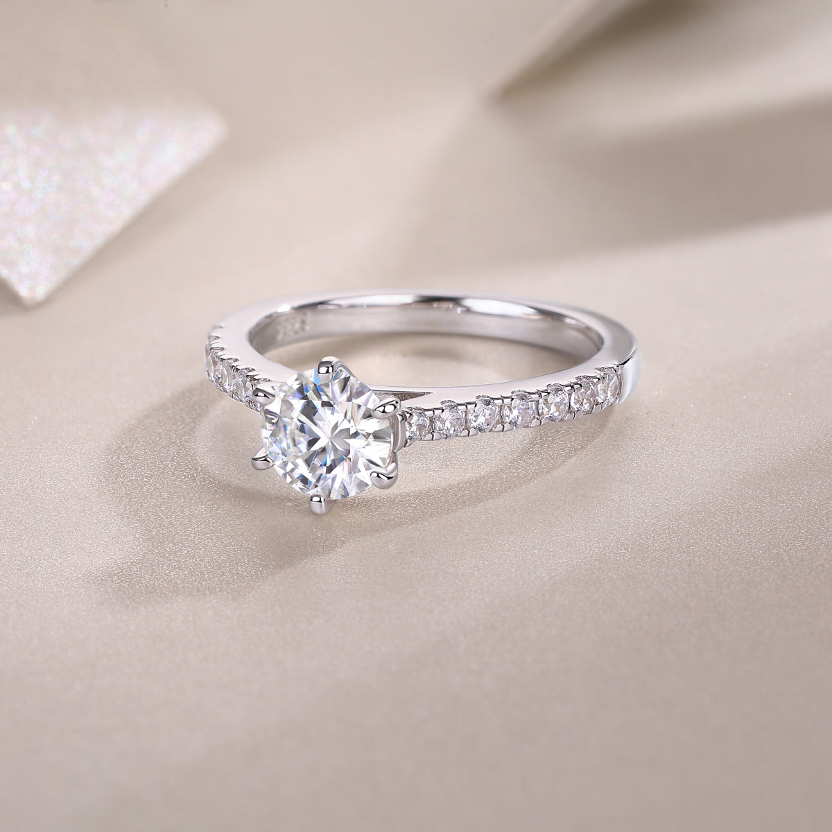 Glojewels Petite White Sapphire 1ct Moissanite Round Cut Silver Ring