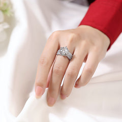 Glojewels Big Stone 5CT White Sapphire Moissanite Round Cut Silver Ring