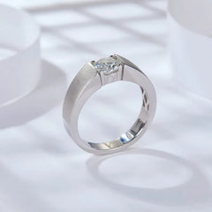Glojewels Classical Solitaire 1ct White Moissanite Round Cut Silver Men's Ring